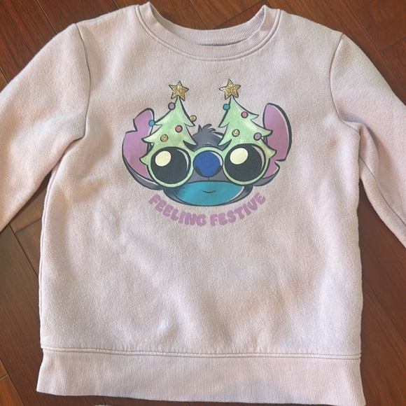 Girls purple Stitch holiday set. Top is a 7 and bottom’s are a 6. - Picture 2 of 5